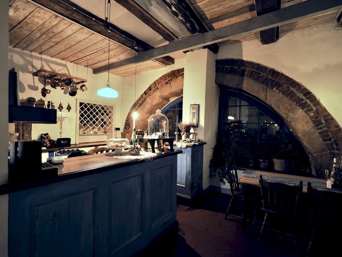 Tante Sophie Càfe Escargot — Restaurant